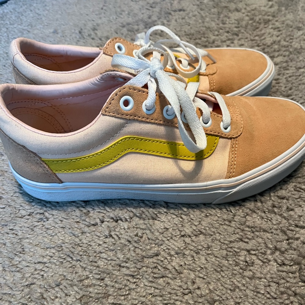 Peach, Yellow and White vans sz 8